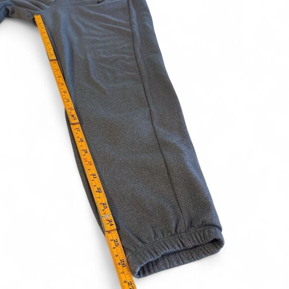Nike Women’s Therma Joggers Size Medium Grey Logo Sweatpants Athleisure - Picture 6 of 11